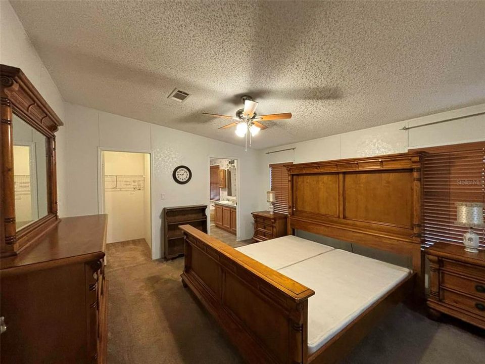 For Rent: $1,650 (3 beds, 2 baths, 1508 Square Feet)