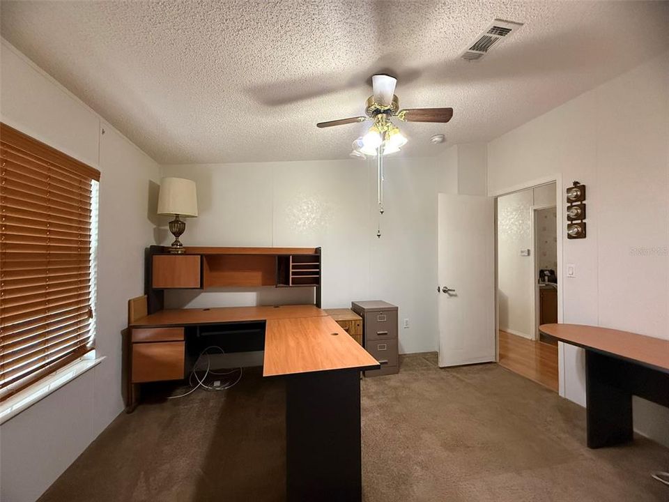 For Rent: $1,650 (3 beds, 2 baths, 1508 Square Feet)