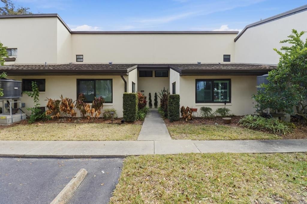 For Sale: $420,000 (3 beds, 2 baths, 1552 Square Feet)