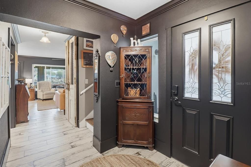 For Sale: $420,000 (3 beds, 2 baths, 1552 Square Feet)