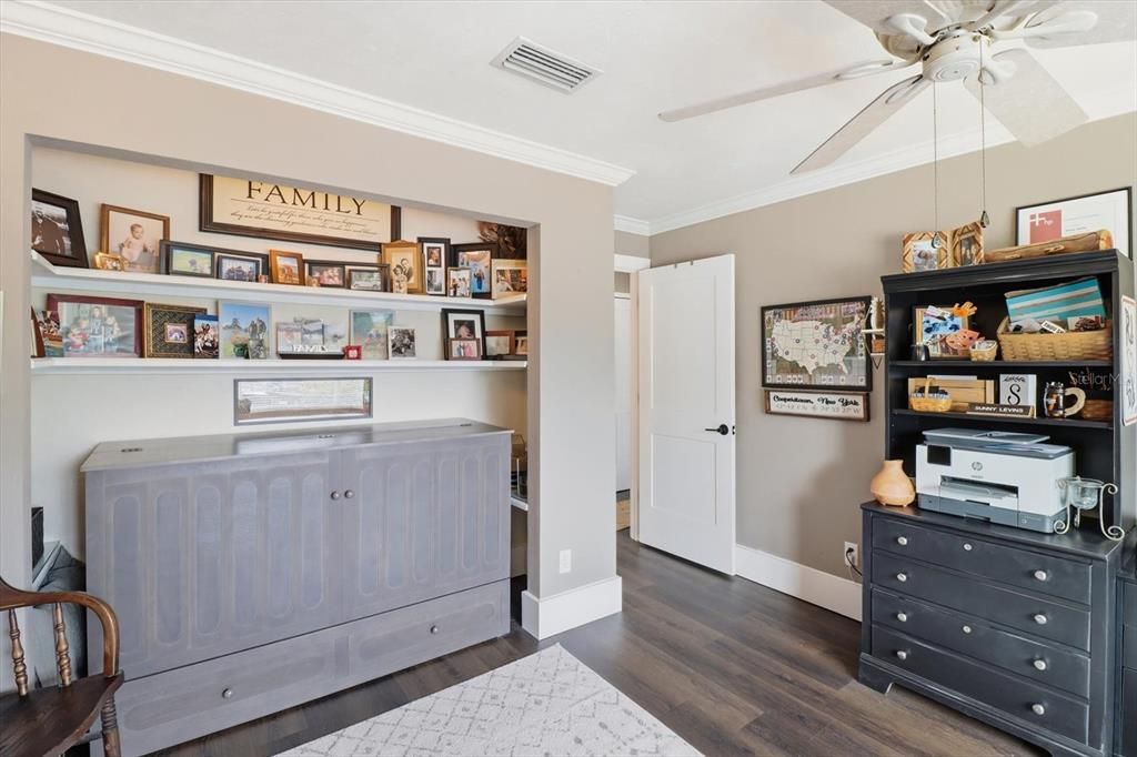 For Sale: $420,000 (3 beds, 2 baths, 1552 Square Feet)