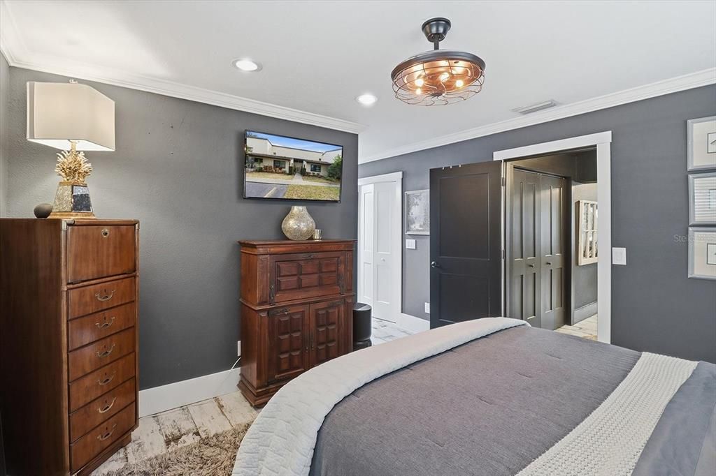 For Sale: $420,000 (3 beds, 2 baths, 1552 Square Feet)