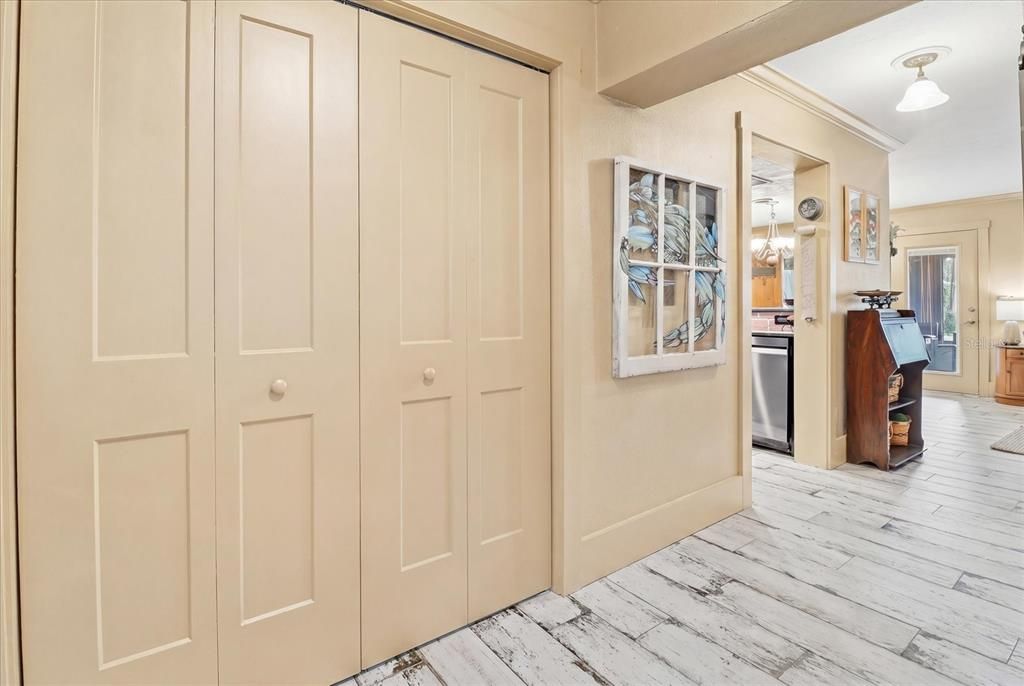 For Sale: $420,000 (3 beds, 2 baths, 1552 Square Feet)