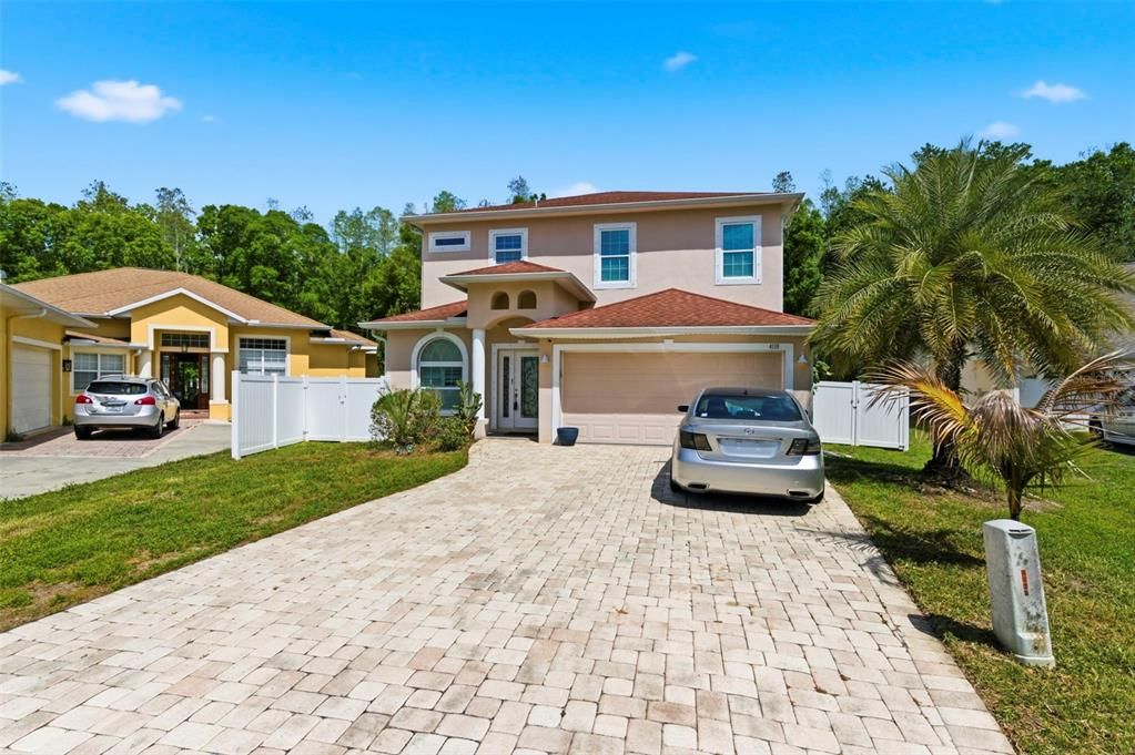 Active With Contract: $3,200 (3 beds, 2 baths, 2057 Square Feet)