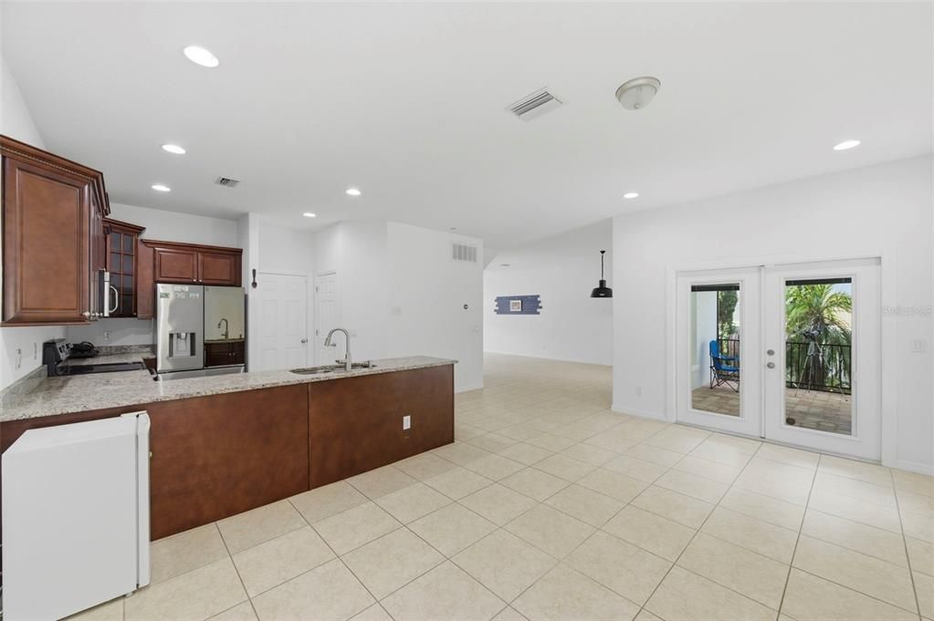 Active With Contract: $3,200 (3 beds, 2 baths, 2057 Square Feet)