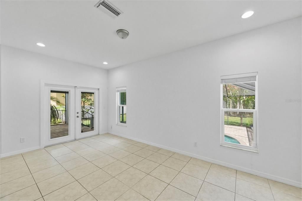 Active With Contract: $3,200 (3 beds, 2 baths, 2057 Square Feet)