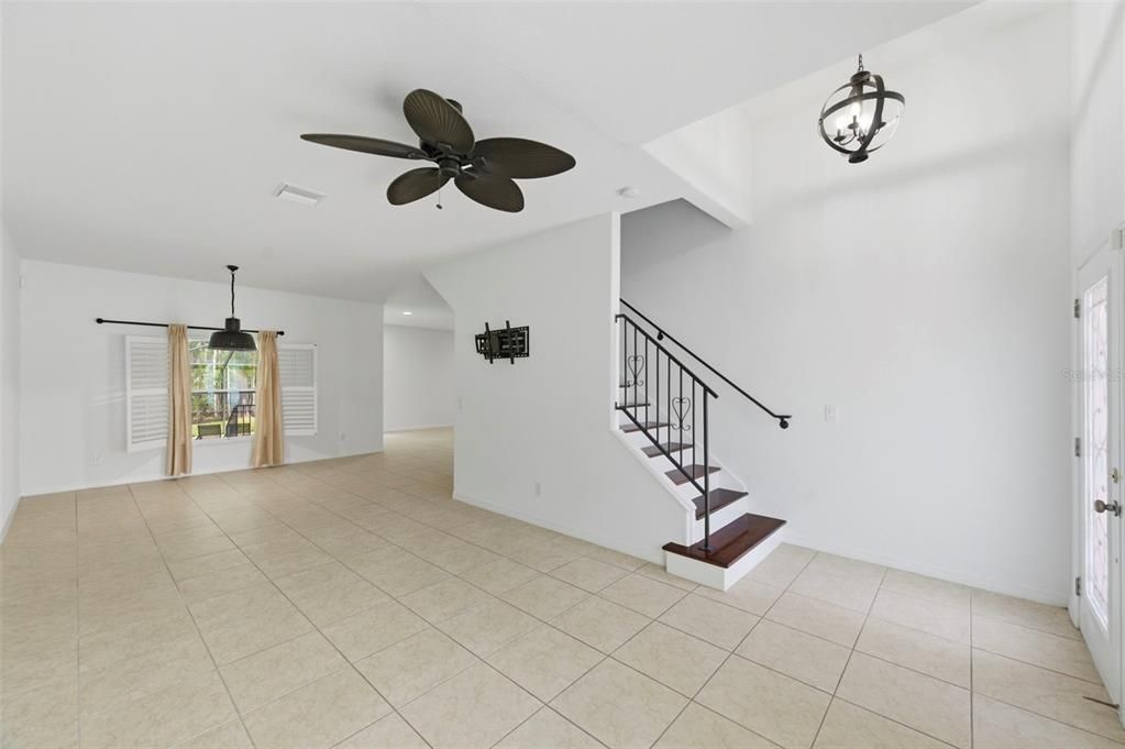 Active With Contract: $3,200 (3 beds, 2 baths, 2057 Square Feet)