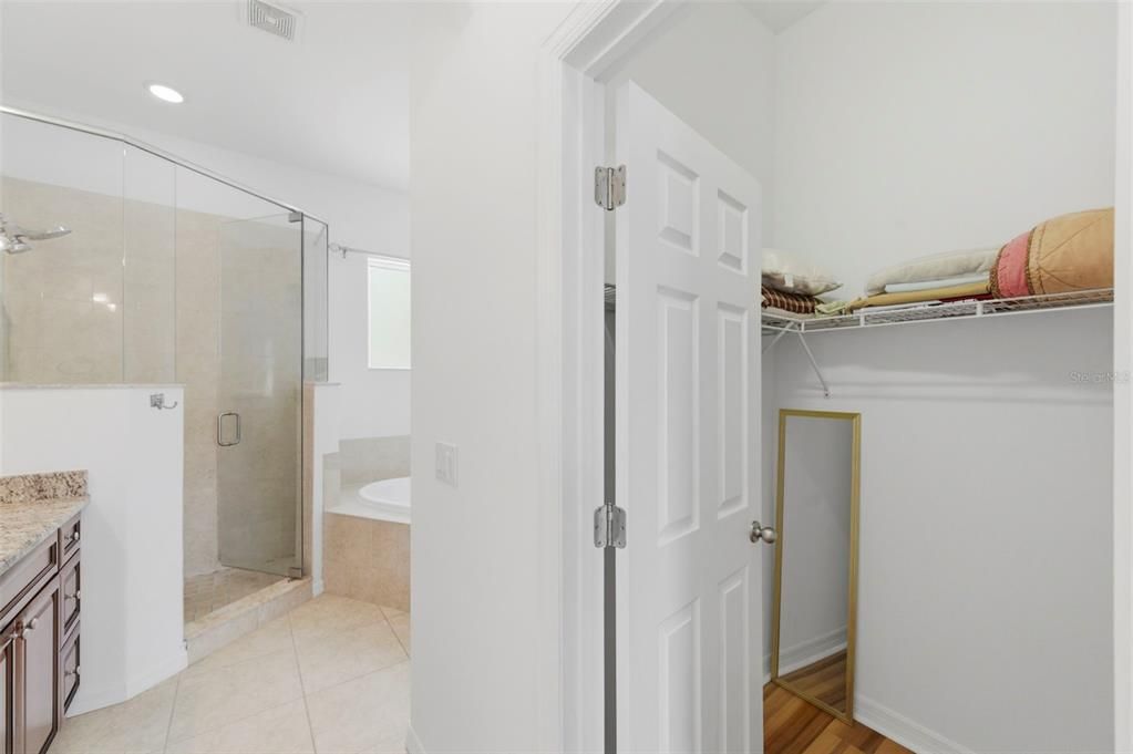Active With Contract: $3,200 (3 beds, 2 baths, 2057 Square Feet)