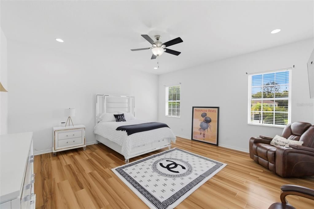 Active With Contract: $3,200 (3 beds, 2 baths, 2057 Square Feet)