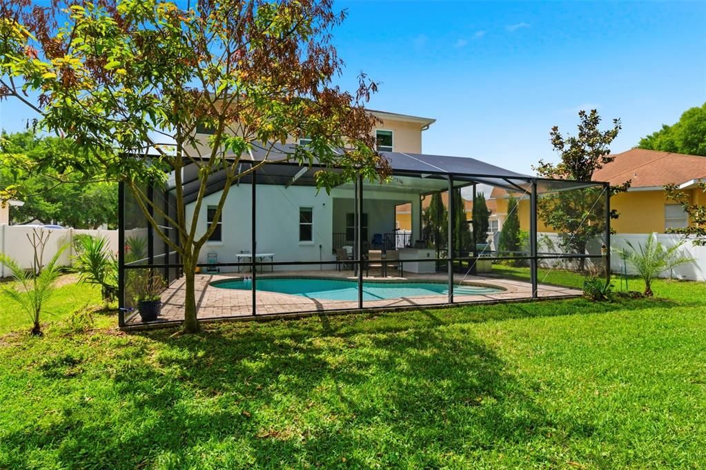 Active With Contract: $3,200 (3 beds, 2 baths, 2057 Square Feet)