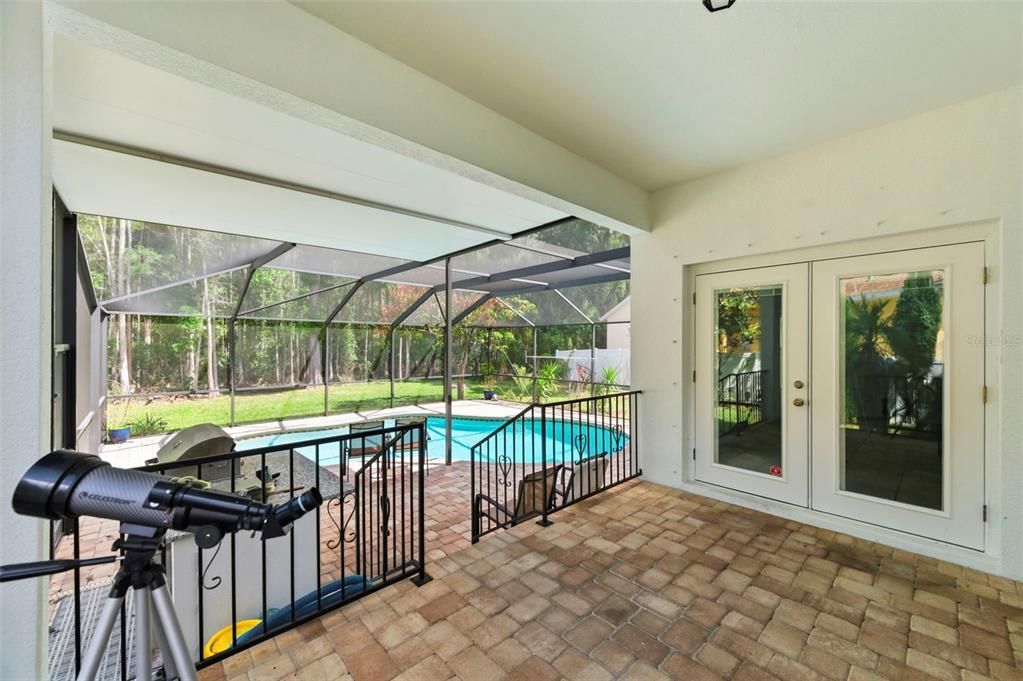 Active With Contract: $3,200 (3 beds, 2 baths, 2057 Square Feet)