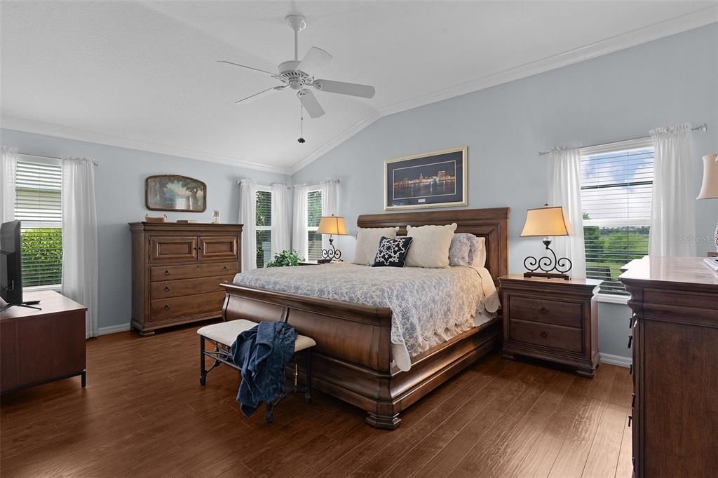 For Sale: $755,000 (3 beds, 2 baths, 2000 Square Feet)