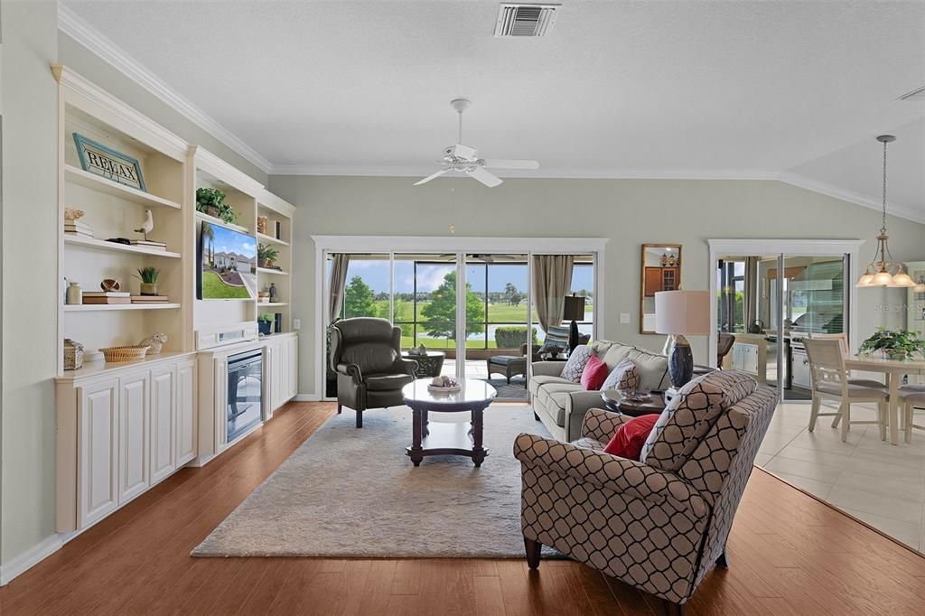 For Sale: $755,000 (3 beds, 2 baths, 2000 Square Feet)