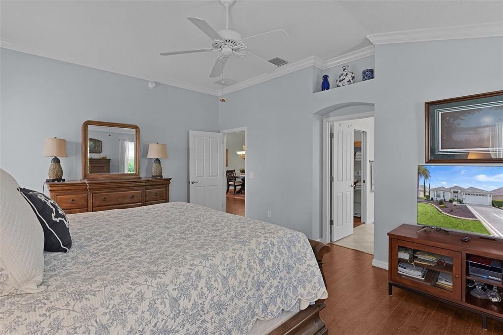 For Sale: $755,000 (3 beds, 2 baths, 2000 Square Feet)