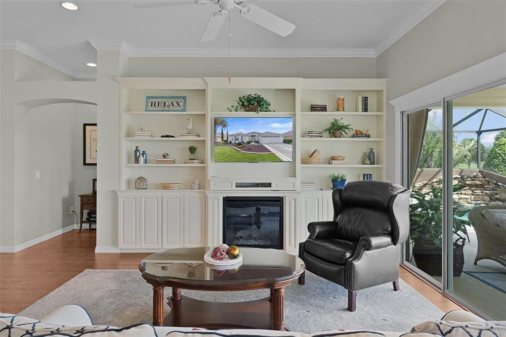 For Sale: $755,000 (3 beds, 2 baths, 2000 Square Feet)