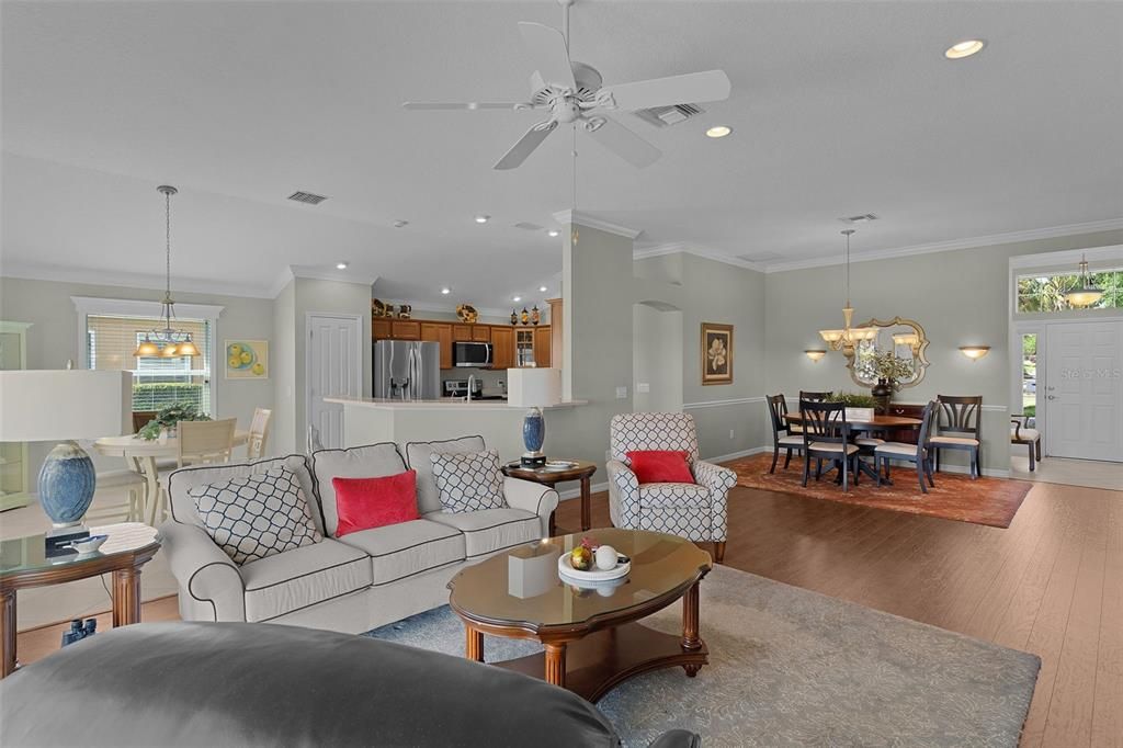 For Sale: $755,000 (3 beds, 2 baths, 2000 Square Feet)