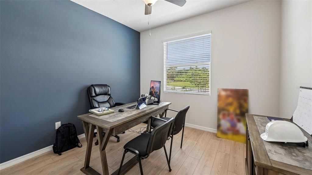 Active With Contract: $314,000 (3 beds, 2 baths, 1565 Square Feet)