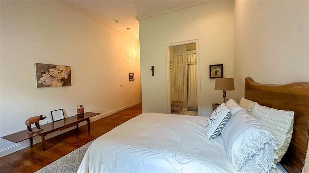 For Rent: $9,500 (4 beds, 3 baths, 4345 Square Feet)