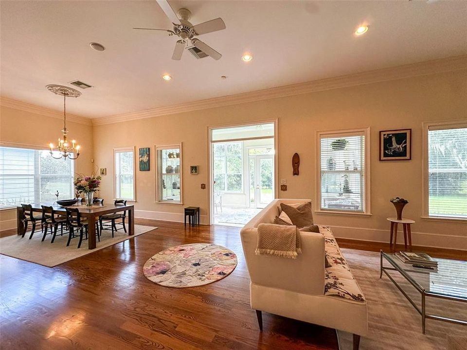 For Rent: $9,500 (4 beds, 3 baths, 4345 Square Feet)