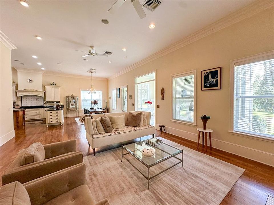 For Rent: $9,500 (4 beds, 3 baths, 4345 Square Feet)