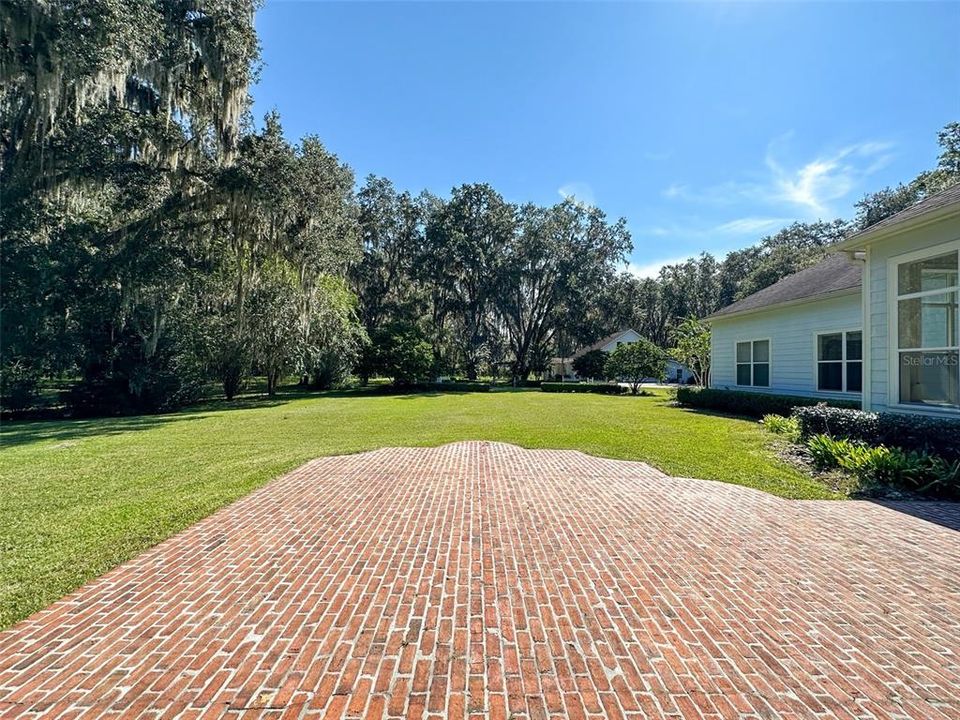For Rent: $9,500 (4 beds, 3 baths, 4345 Square Feet)