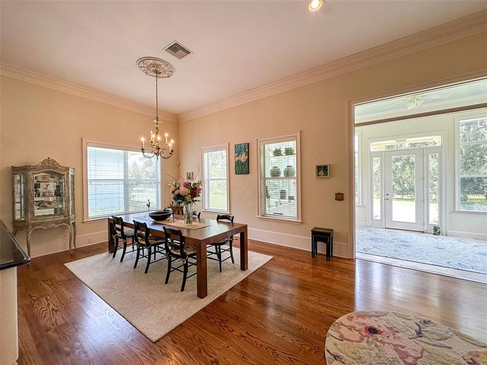 For Rent: $9,500 (4 beds, 3 baths, 4345 Square Feet)