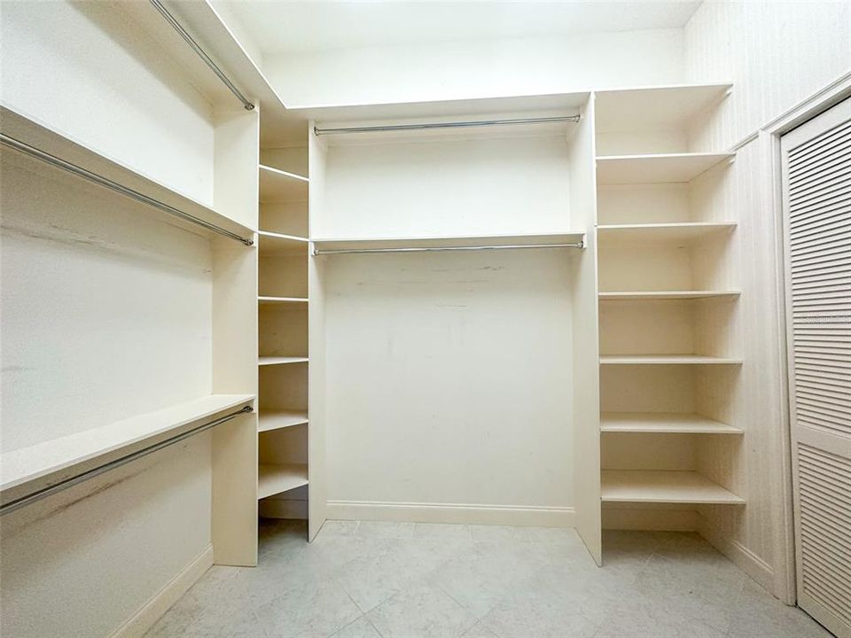 For Rent: $9,500 (4 beds, 3 baths, 4345 Square Feet)