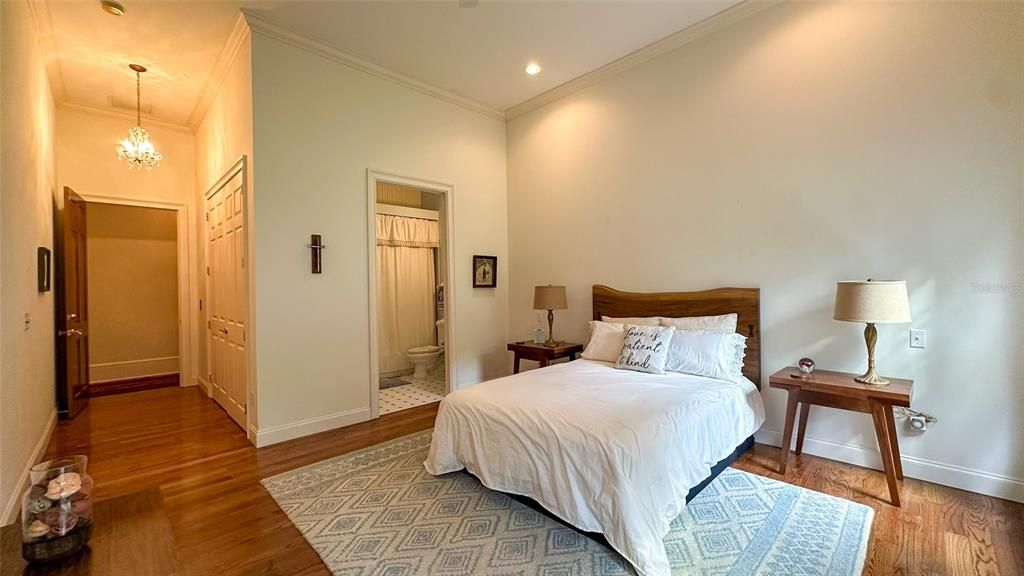 For Rent: $9,500 (4 beds, 3 baths, 4345 Square Feet)