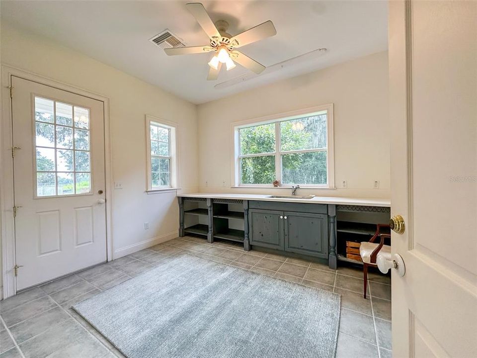 For Rent: $9,500 (4 beds, 3 baths, 4345 Square Feet)