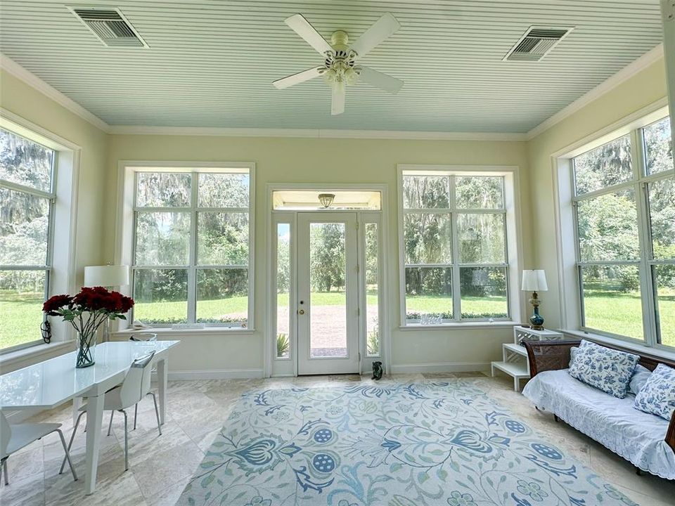 For Rent: $9,500 (4 beds, 3 baths, 4345 Square Feet)