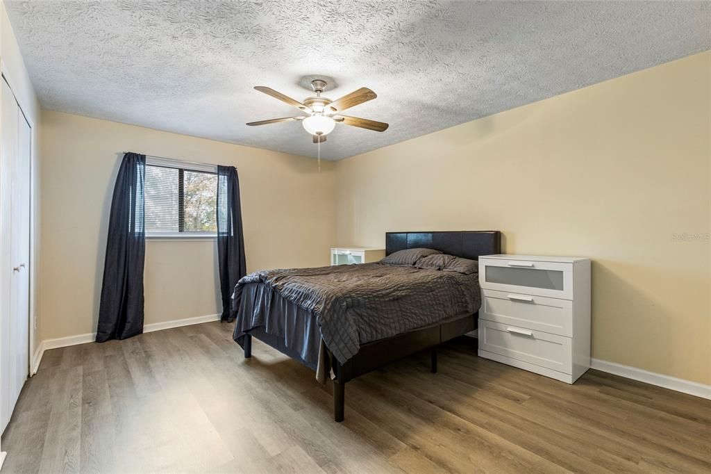 En Venta: $217,000 (3 camas, 2 baños, 1280 Pies cuadrados)