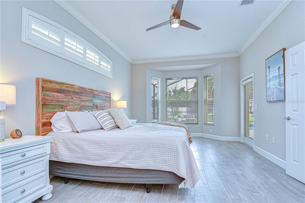 Active With Contract: $689,000 (4 beds, 3 baths, 2919 Square Feet)