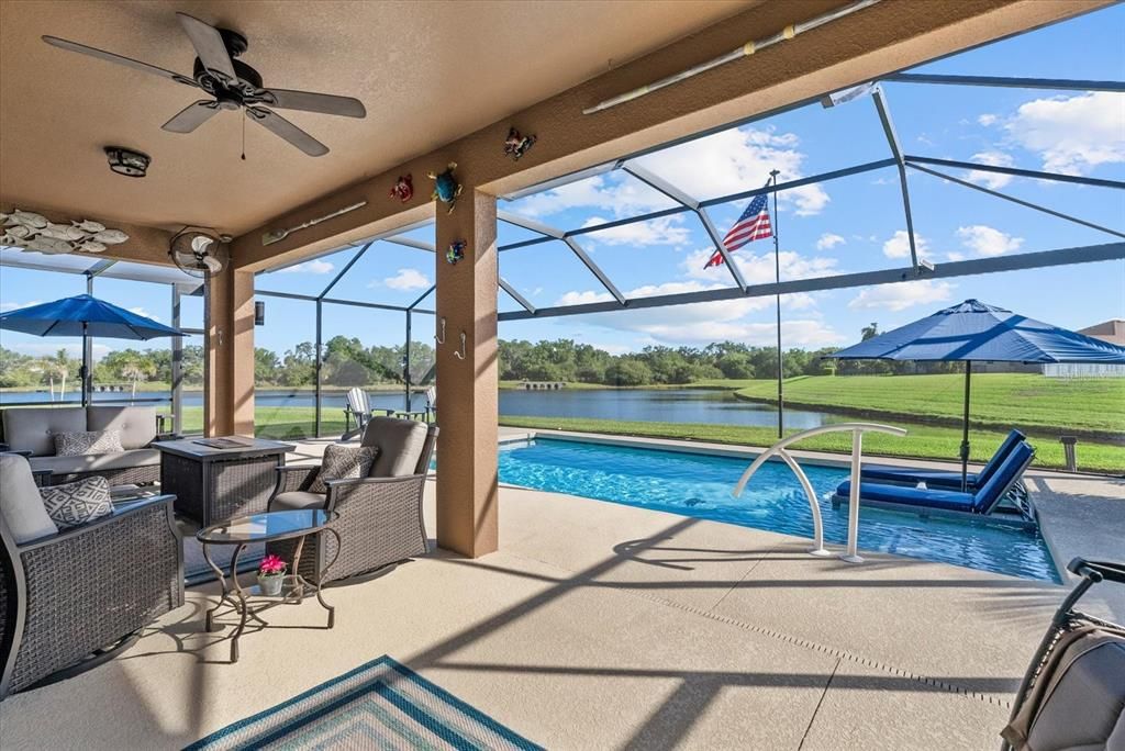 Active With Contract: $559,900 (4 beds, 2 baths, 2406 Square Feet)