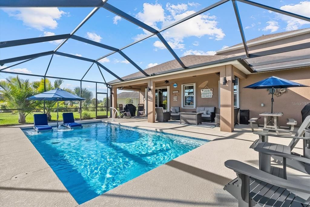 Active With Contract: $559,900 (4 beds, 2 baths, 2406 Square Feet)