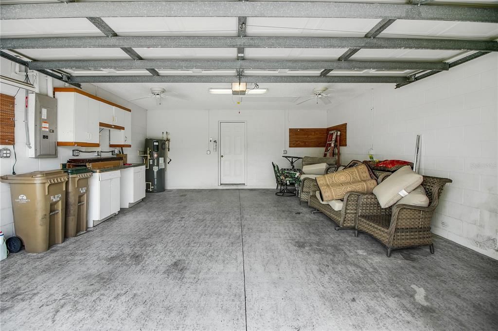 На продажу: $344,900 (3 спален, 2 ванн, 1840 Квадратных фут)