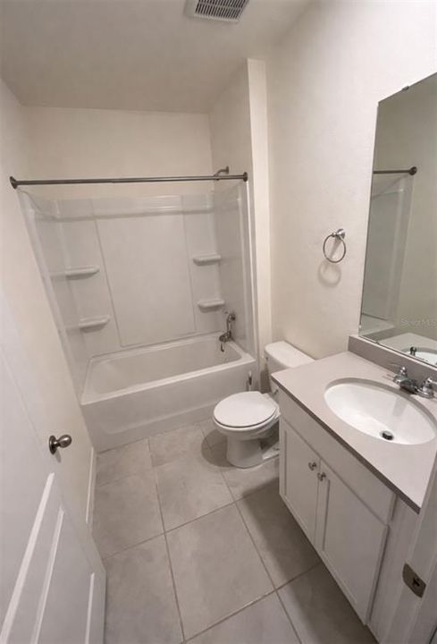 For Rent: $2,200 (3 beds, 2 baths, 1669 Square Feet)