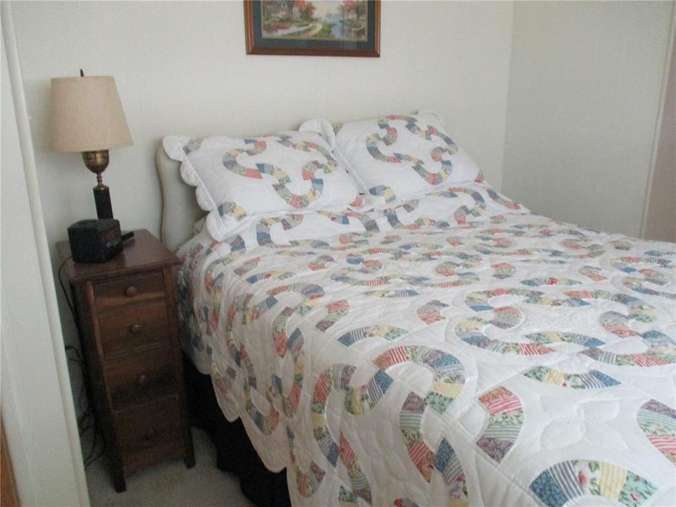 For Sale: $139,900 (2 beds, 2 baths, 800 Square Feet)