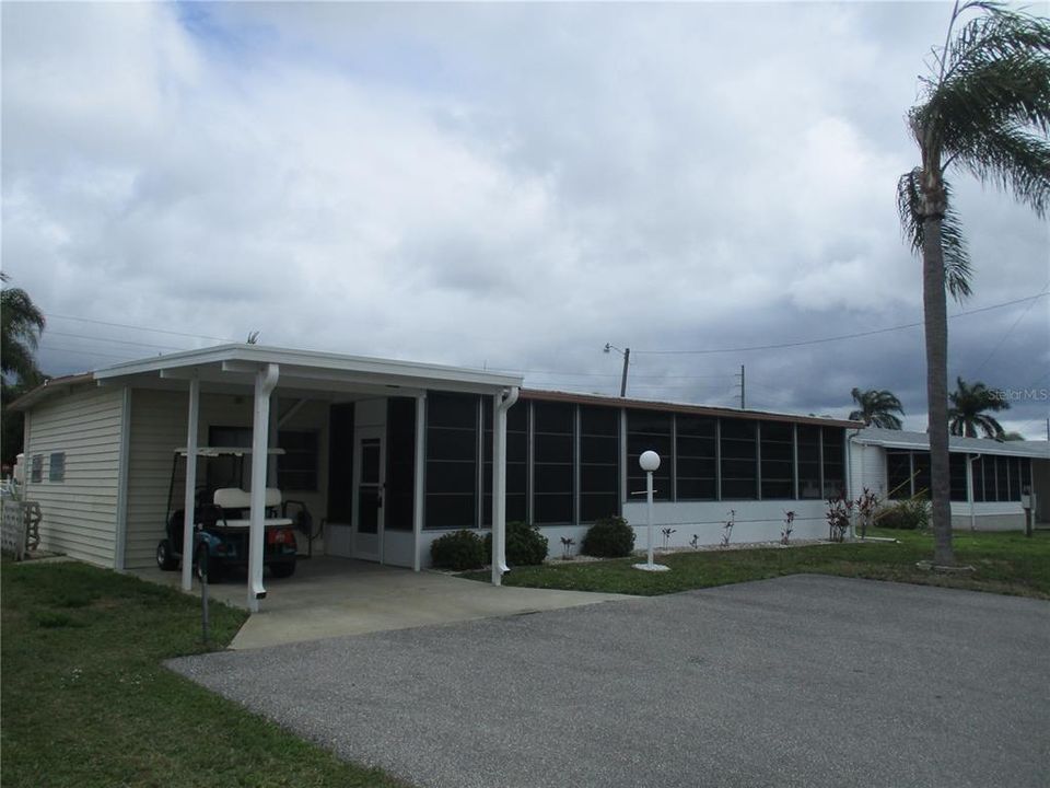 For Sale: $139,900 (2 beds, 2 baths, 800 Square Feet)