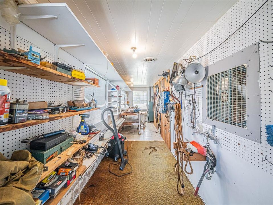 На продажу: $125,000 (3 спален, 2 ванн, 1392 Квадратных фут)