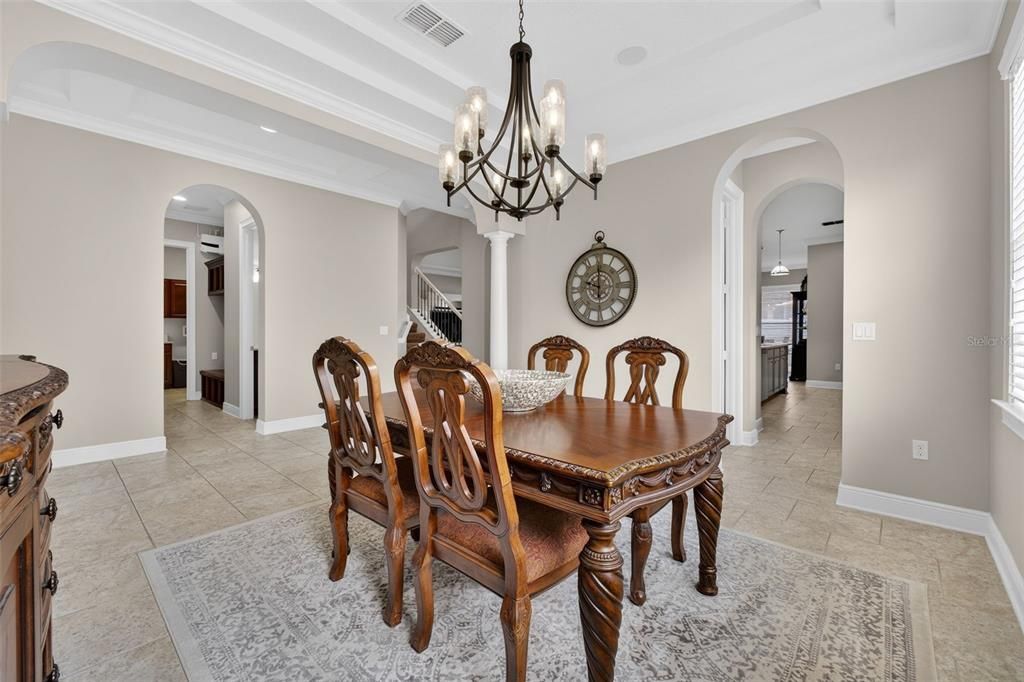 Active With Contract: $879,900 (5 beds, 4 baths, 4566 Square Feet)