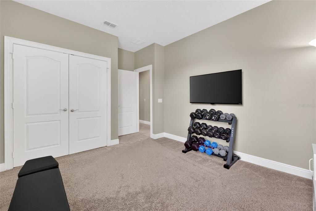 Active With Contract: $879,900 (5 beds, 4 baths, 4566 Square Feet)