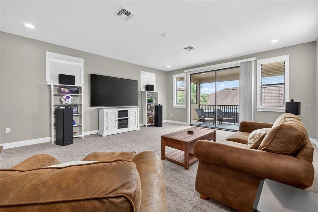 Active With Contract: $879,900 (5 beds, 4 baths, 4566 Square Feet)