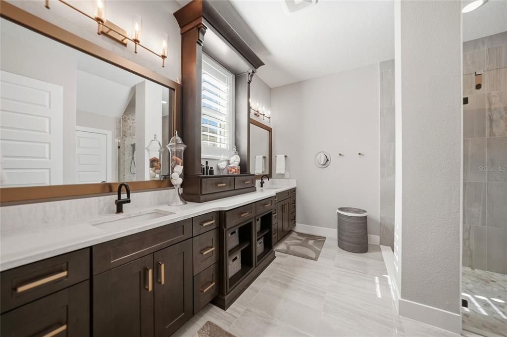 For Sale: $1,552,000 (5 beds, 4 baths, 3138 Square Feet)