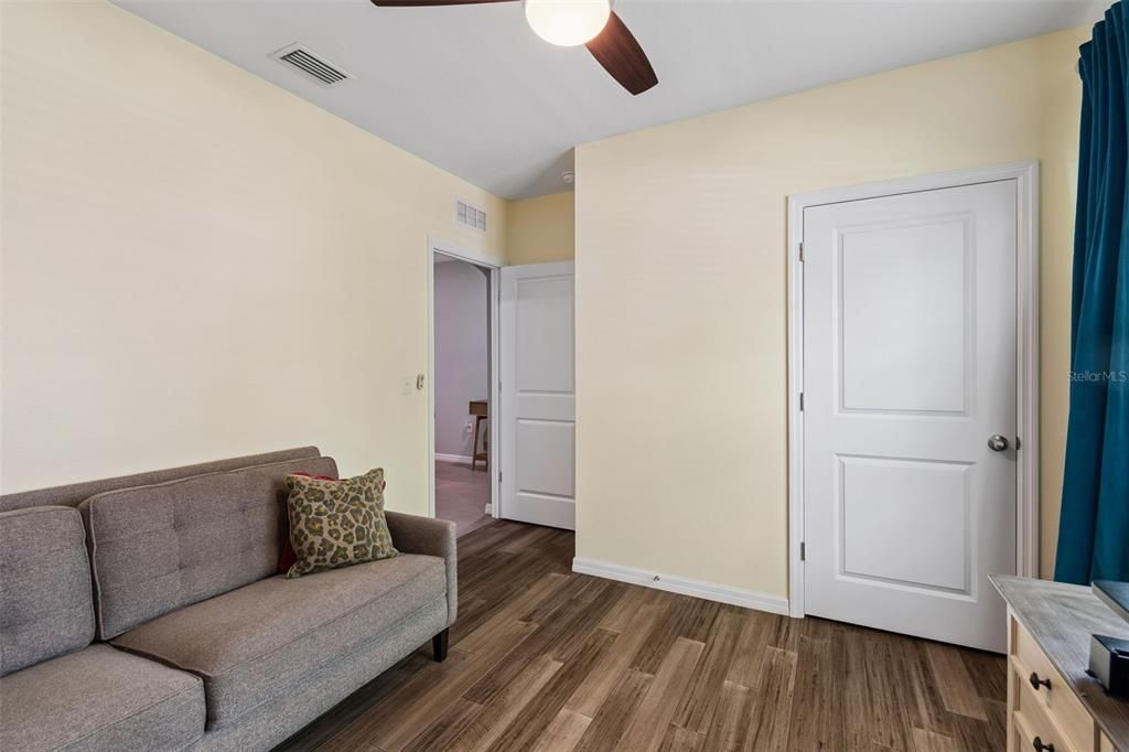 Activo con contrato: $475,000 (4 camas, 2 baños, 1846 Pies cuadrados)
