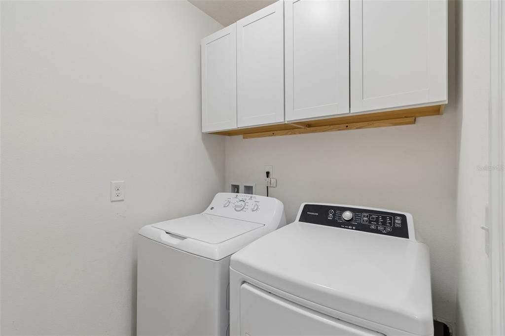 Activo con contrato: $475,000 (4 camas, 2 baños, 1846 Pies cuadrados)