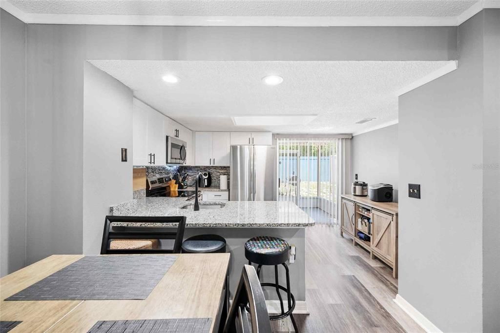En Venta: $265,000 (2 camas, 2 baños, 1161 Pies cuadrados)