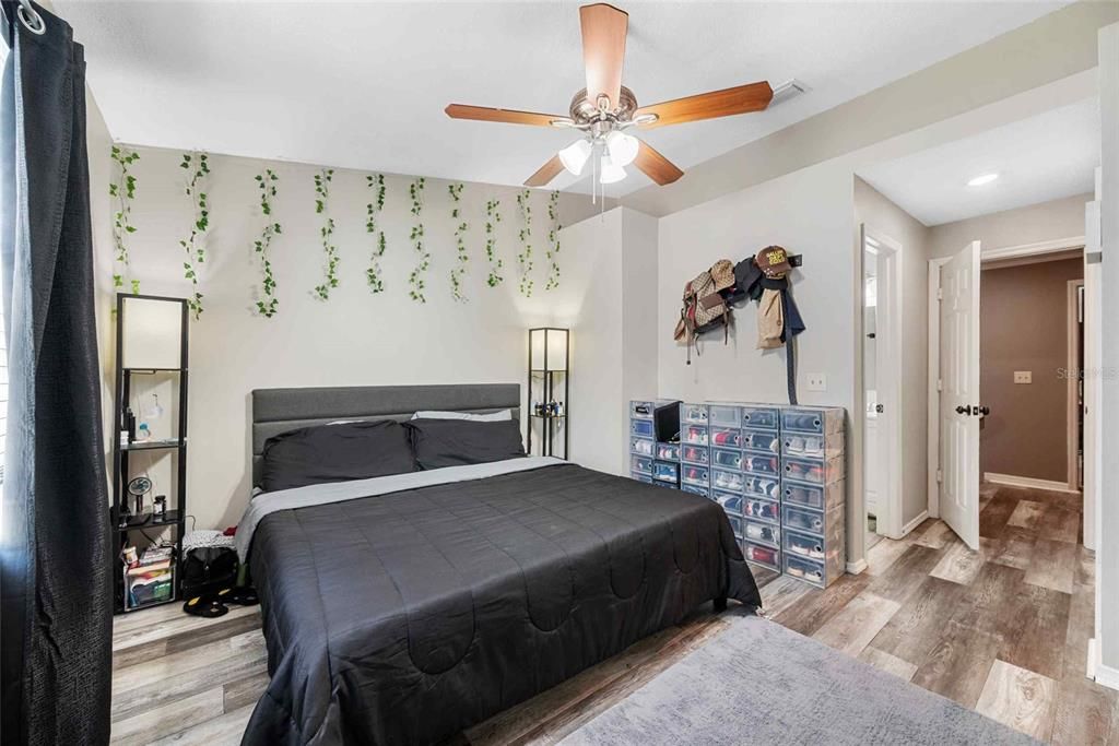 En Venta: $265,000 (2 camas, 2 baños, 1161 Pies cuadrados)