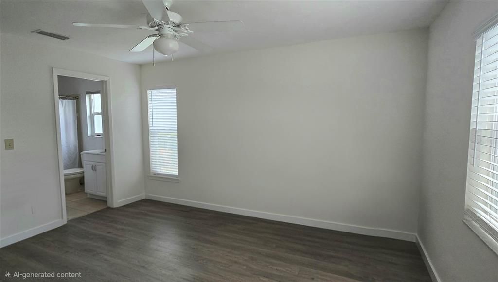 Activo con contrato: $2,950 (3 camas, 2 baños, 1465 Pies cuadrados)