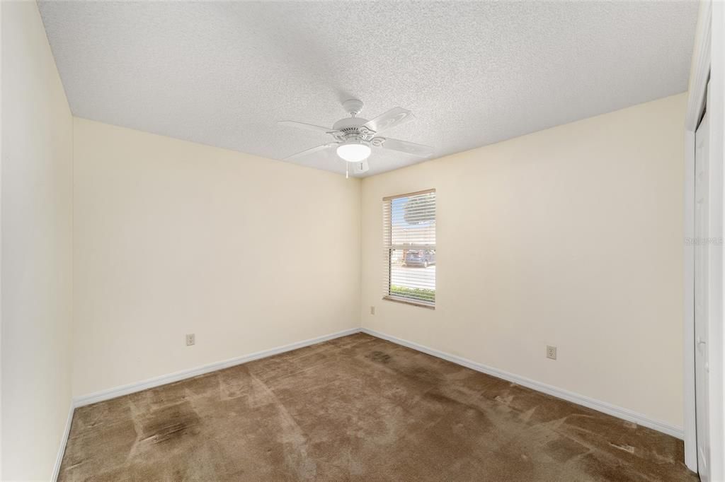 Activo con contrato: $245,000 (2 camas, 2 baños, 1275 Pies cuadrados)