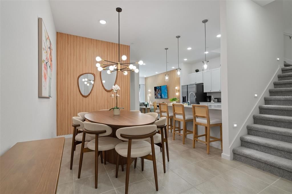 For Sale: $939,000 (5 beds, 5 baths, 1906 Square Feet)